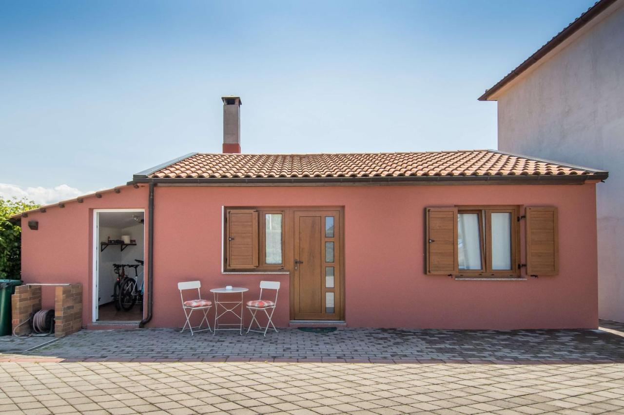 Alek Apartment Новиград Екстериор снимка